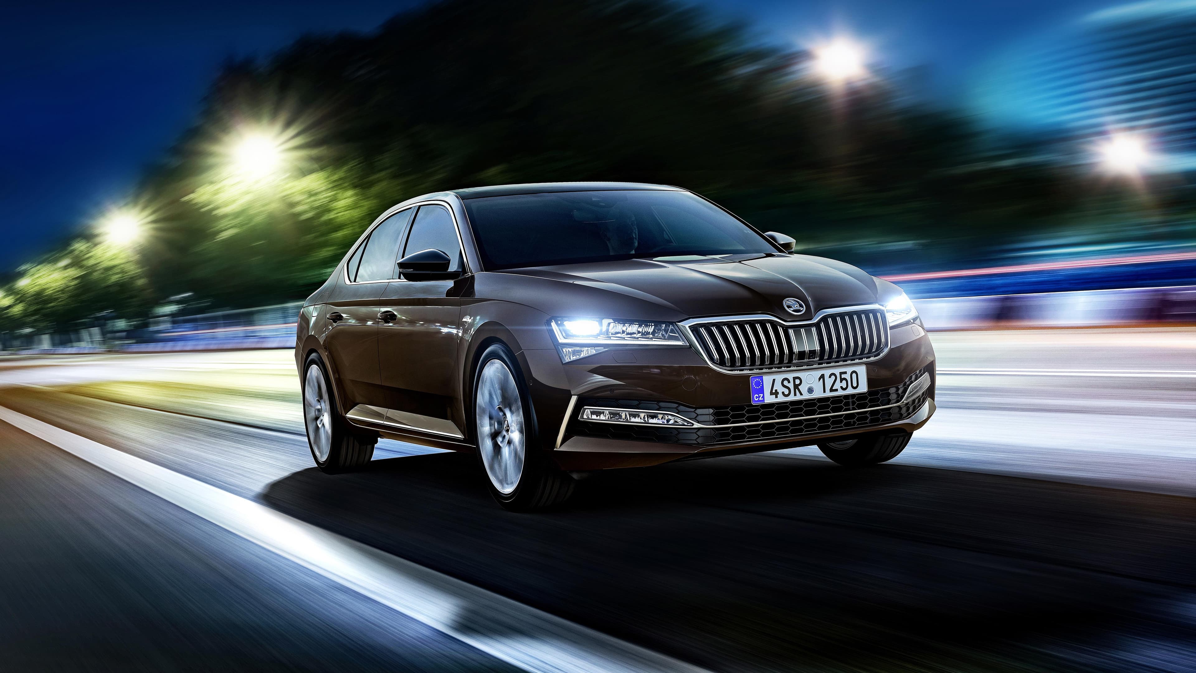 Skoda Superb - Image 1